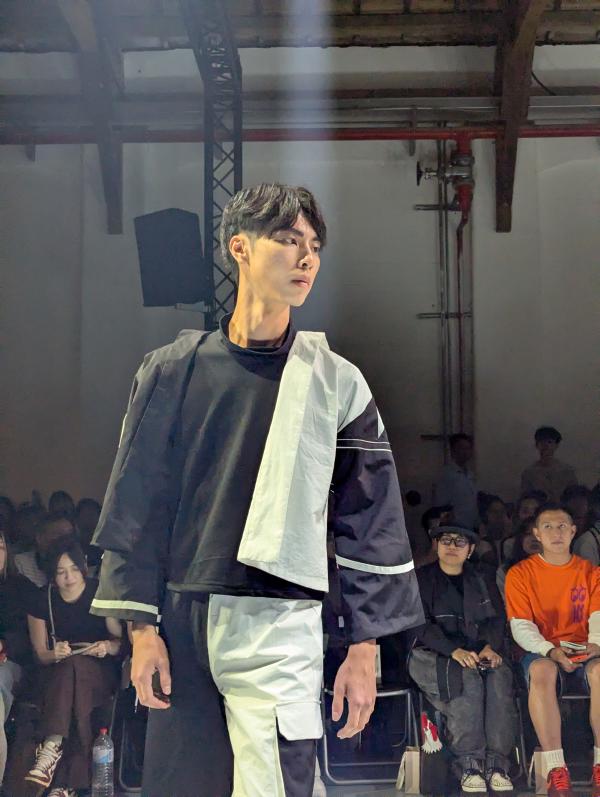 images/2026-04-10 19.32.13.jpg