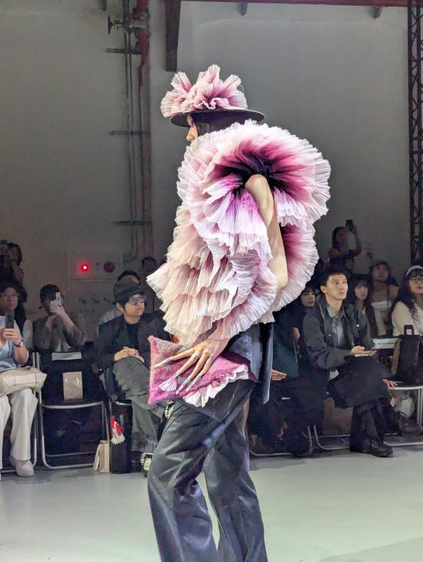 images/2026-04-10 20.00.46.jpg