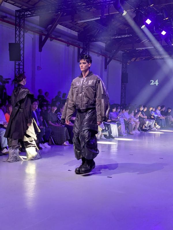 images/2026-04-10 20.05.45.jpg