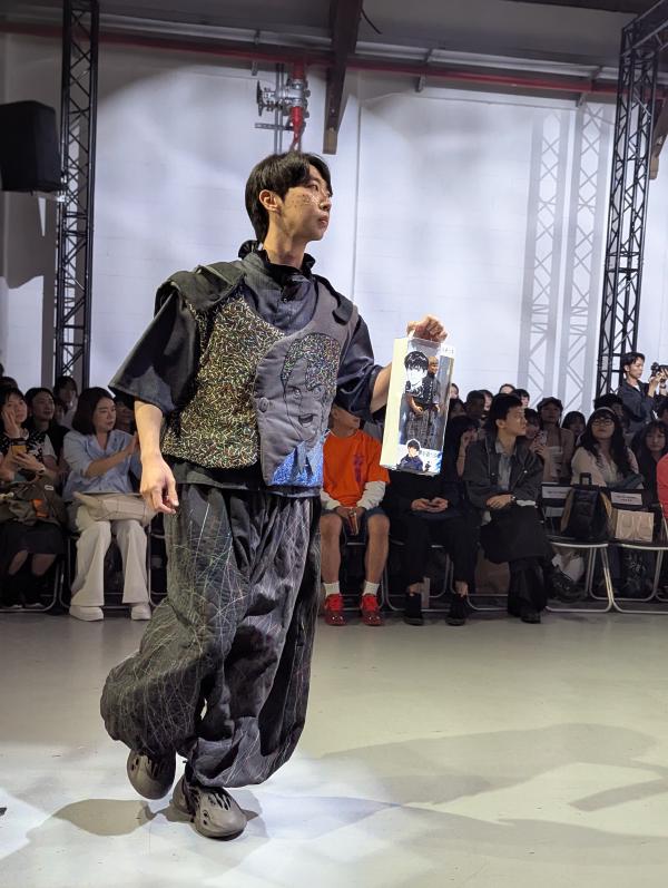 images/2026-04-10 20.12.02.jpg